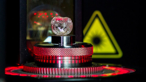 Bloomberg сообщил о проблемах в алмазной отрасли из-за антироссийских санкций