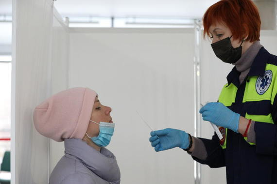 Роспотребнадзор исключил наличие «французского» штамма коронавируса в России
