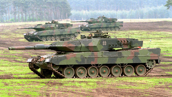 Правительство Германии ответило на упреки Польши в срыве поставок танков