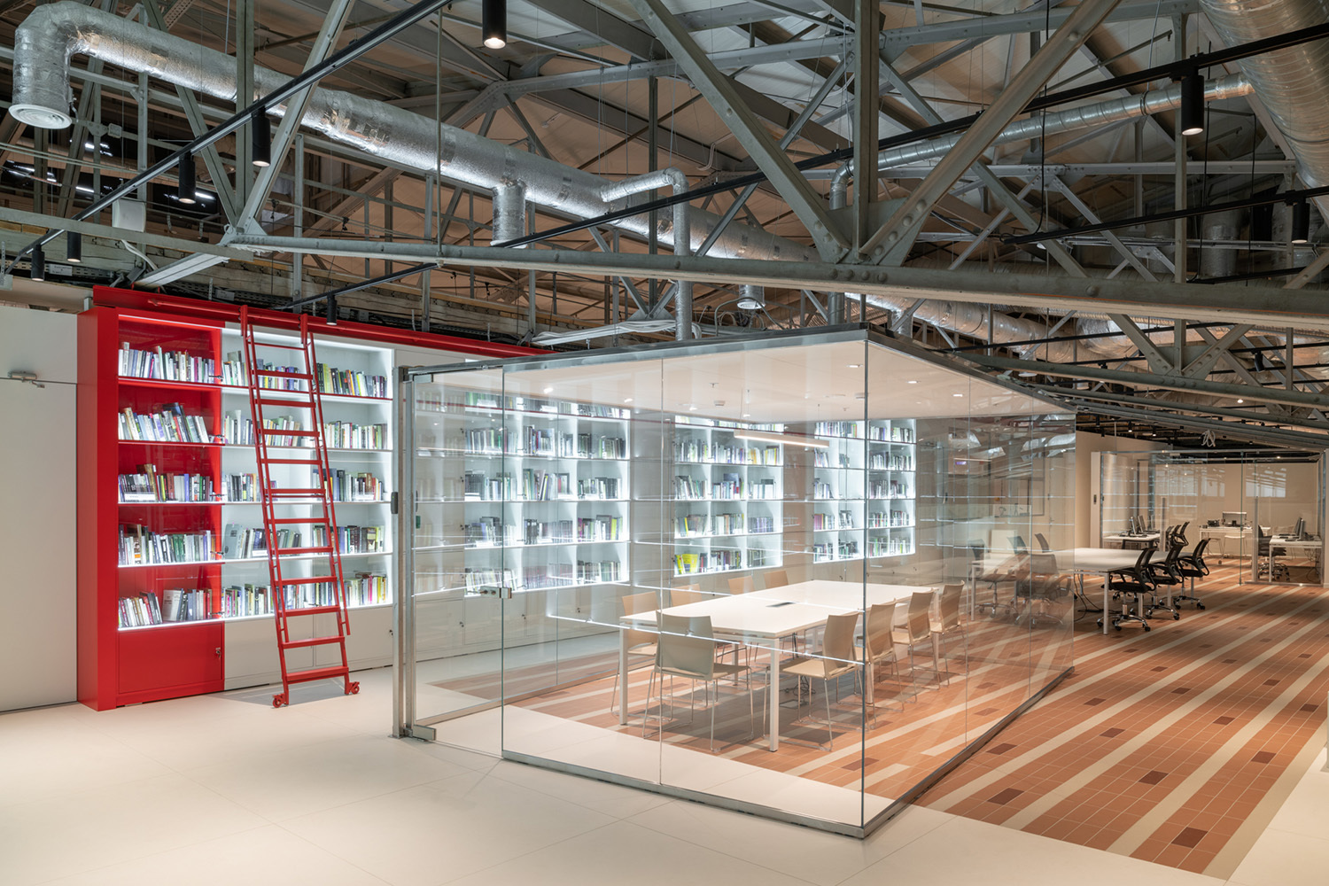 Посетители нового библиотечного пространства смогут работать с коллекциями сразу трех известных библиотек