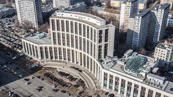 РЖД выкупит бывшую штаб-квартиру ВЭБа в центре Москвы