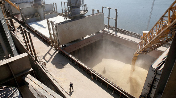 Лавров: Турция заявила о готовности Киева разминировать порты для вывоза зерна