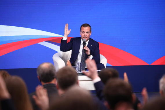 Глава Мюнхенской конференции по безопасности назвал Медведева клоуном