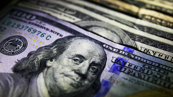 Почему доллар больше не тихая гавань и что делать с накоплениями в валюте