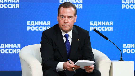 Медведев анонсировал очень жесткие меры в ответ на запрет транзита в Калининград