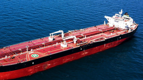 Власти США задержали танкер с российскими нефтепродуктами