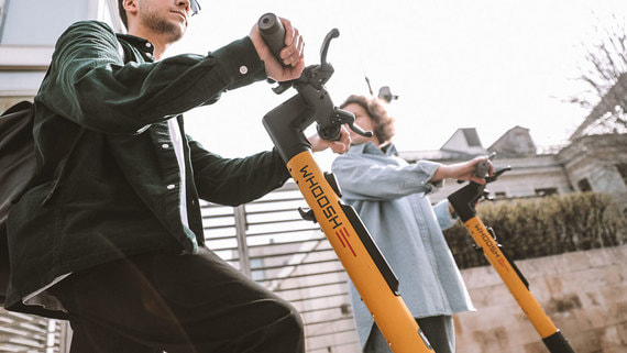 Российский сервис аренды электросамокатов Whoosh продал бизнес в Европе