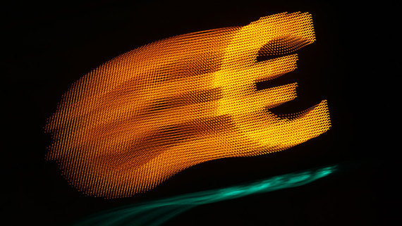 Эксперты ждут новых антирекордов евро к доллару