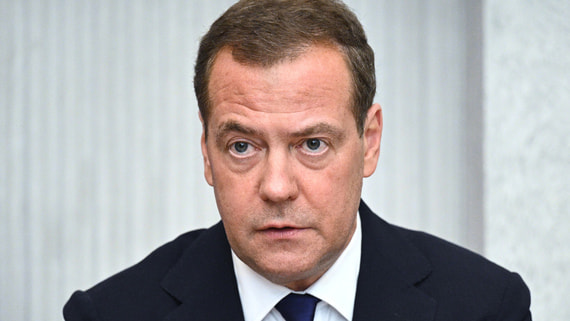 Медведев усомнился в необходимости нового договора о ядерном оружии с США