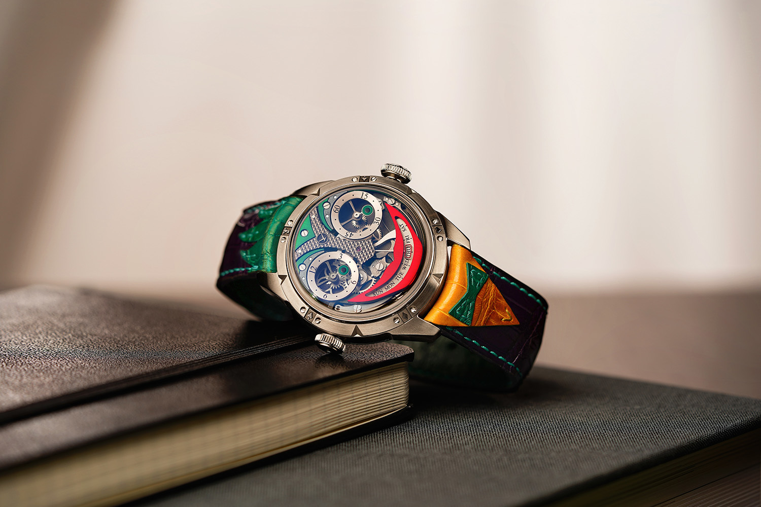 Модель «Джокер 5», новинка Konstantin Chaykin 2022 года, входит в коллекцию «Ристмоны» (Wristmons)