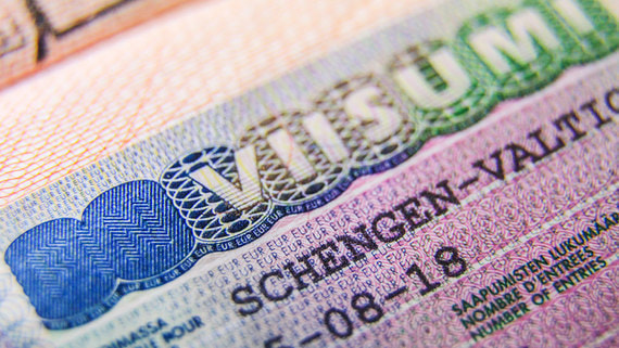 Часть оппозиции в Германии выступает за визовые ограничения для россиян