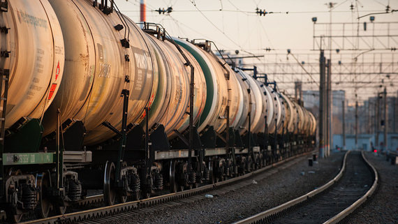 Переработка нефти в России в январе – июле 2022 г. снизилась на 3,7%