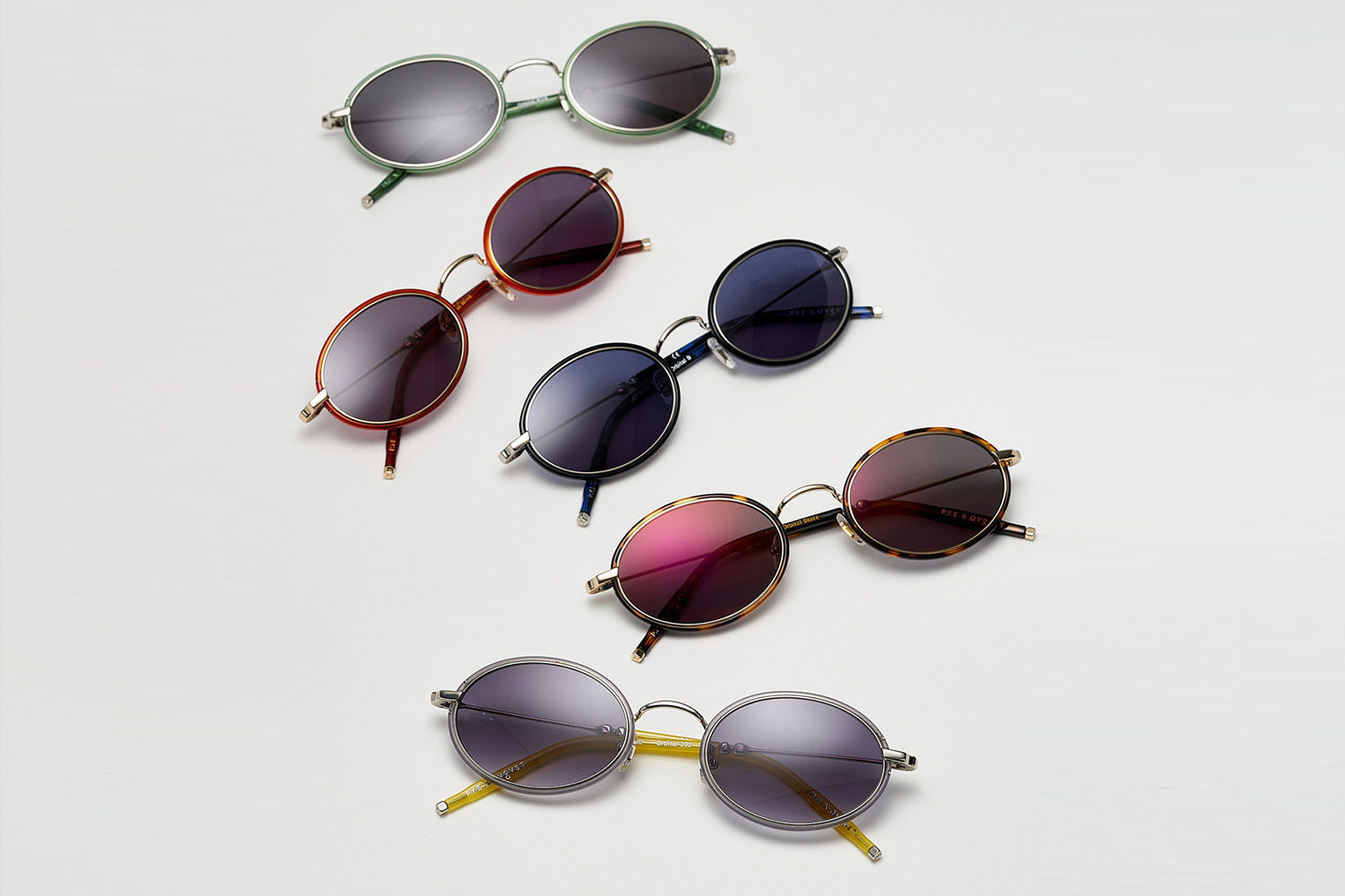 Вторая совместная модель Orbital двух марок P.Y.E x Avgvst создана в пяти цветовых сочетаниях