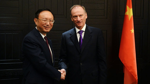 Россия и КНР договорились о совместных учениях на фоне обеспокоенности действиями США