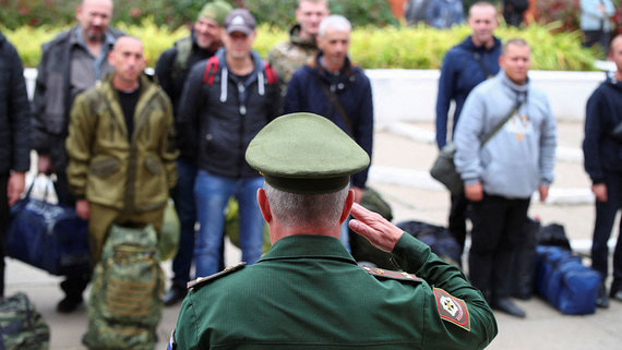 Губернаторы отчитываются о выполнении мобилизационных планов, подчеркивая, что справились именно с первым этапом