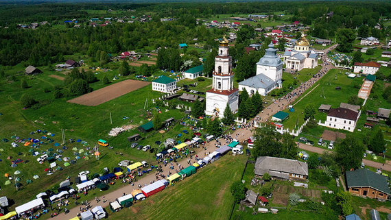 Согласно концепции законопроекта, до 2028 г. все сельские и городские поселения должны быть объединены с районами в муниципальные или городские округа, а их советы и администрации должны были быть ликвидированы