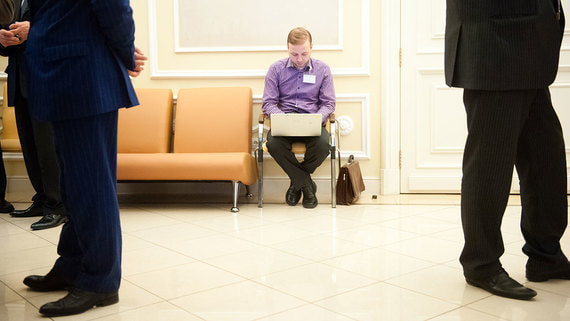 Треть работающих россиян подрабатывают на стороне