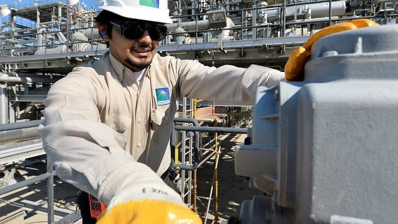 США не ожидали от Саудовской Аравии решения ОПЕК+ о сокращении нефтедобычи