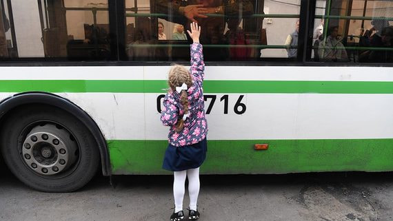 Закон не будет «основанием для приостановления исполнительных производств по алиментным обязательствам в отношении несовершеннолетних детей, а также по исполнению обязательств о возмещении вреда в связи со смертью кормильца»