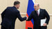Андрей Турчак (слева) предлагает премьеру Михаилу Мишустину  дополнить ряд уже действующих мер