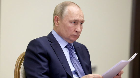 Путин заявил о продлении программы маткапитала до конца 2026 года