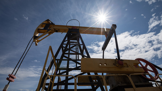 Еврокомиссия прогнозирует снижение цен на нефть на четверть к 2024 году