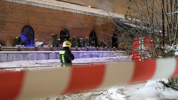 Фигурантов дела о пожаре на цветочном складе в Москве отправили под домашний арест
