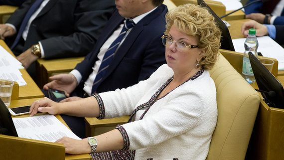 Депутаты (на фото Елена Ямпольская) объяснили, почему законодательные нововведения получили безоговорочную поддержку Госдумы