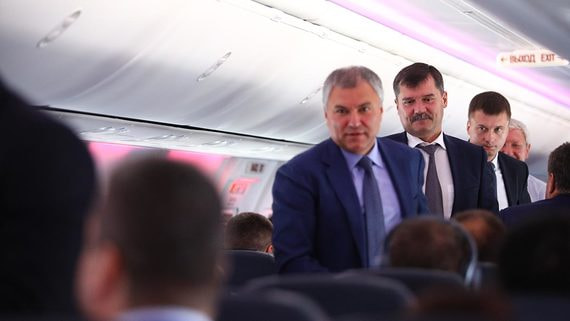 Депутаты Госдумы сдадут бонусные мили беженцам
