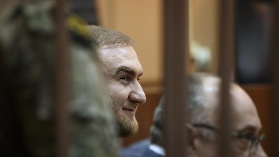 Следствие считает, что Арашуков-младший (на фото) по поручению отца организовал убийства