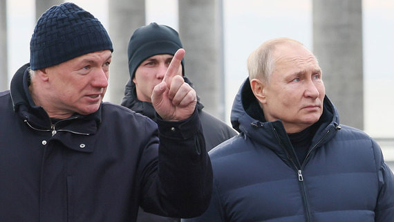 Путин посетил почти полностью восстановленный Крымский мост