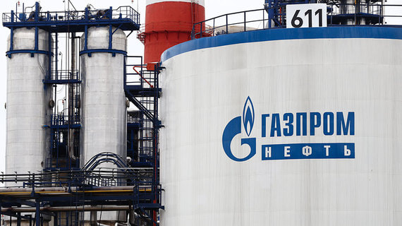 "Газпром нефть" в 2023 году хочет удержать переработку на уровне рекорда