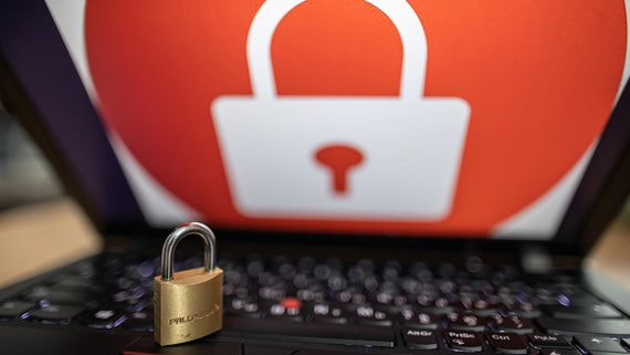 Сайты с информацией, так или иначе связанной с поиском, продажей, использованием наркотиков и психотропов, в России подлежат блокировке
