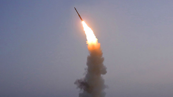Северокорейская ракета приземлила гражданскую авиацию США