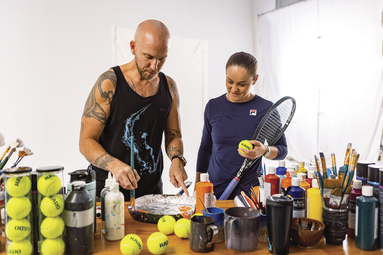 Теннисистка №1 в мире Эш Барти и художник Эшвин Харрисон впервые объединили свои усилия под эгидой Rado ради благотворительной цели