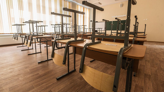 Во всех школах Челябинска отменили уроки из-за сообщений о минировании