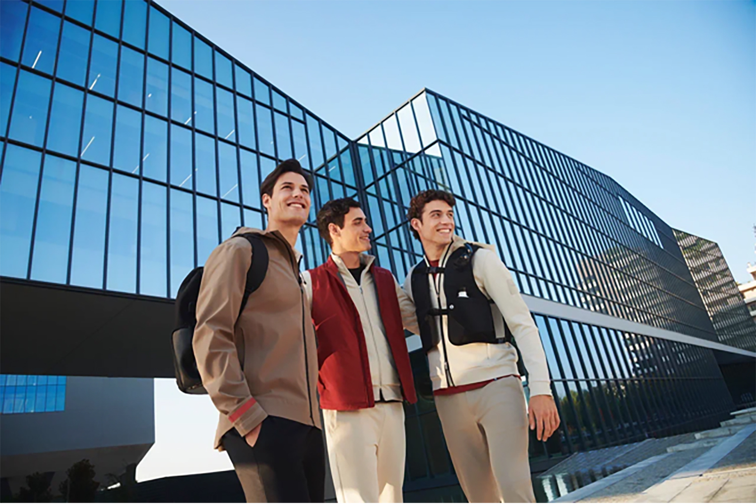 Образы из концепции Urban Hiking