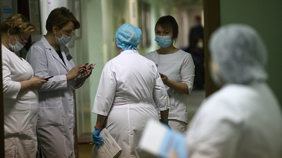 В Подмосковье будут выдавать премии врачам за привлечение новых сотрудников