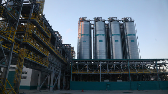 "Сибур" вложит в модернизацию производств около 400 млрд рублей