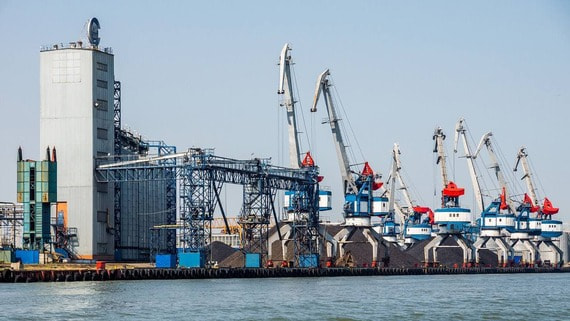 Правительство одобрило расширение портов в Феодосии и Азове