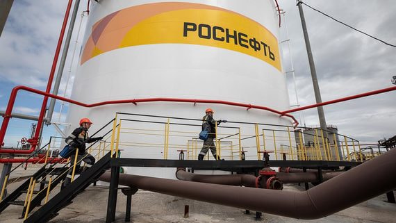 "Роснефть" планирует нарастить добычу углеводородов в 2023 году