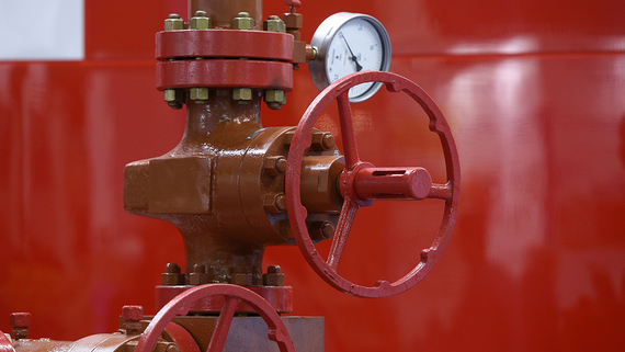 Цена газа в Европе обновила минимум за полтора года