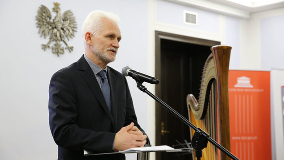 Белорусский суд приговорил нобелевского лауреата к 10 годам колонии