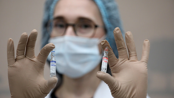 Депздрав Москвы сообщил о поставке двух компонентов «Спутник V» в пункты вакцинации