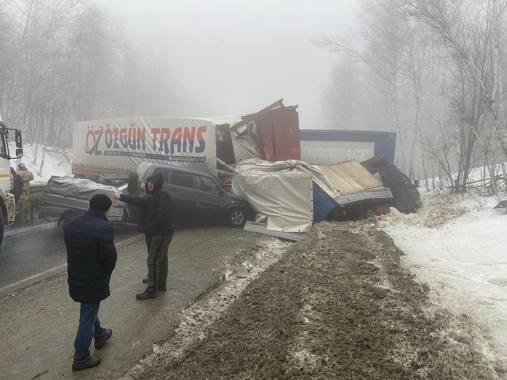 В Саратовской области в ДТП из-за гололеда пострадали 15 человек