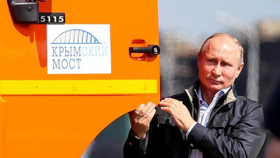 Владимир Путин приехал в Севастополь