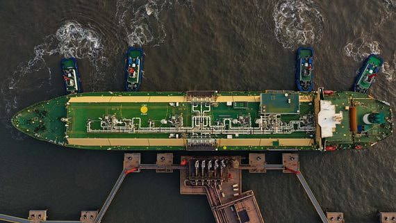 Россия в феврале резко нарастила поставки СПГ в Китай