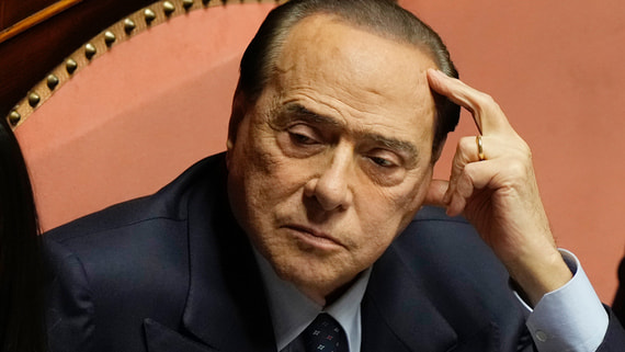 Corriere della Sera узнала о госпитализации Берлускони