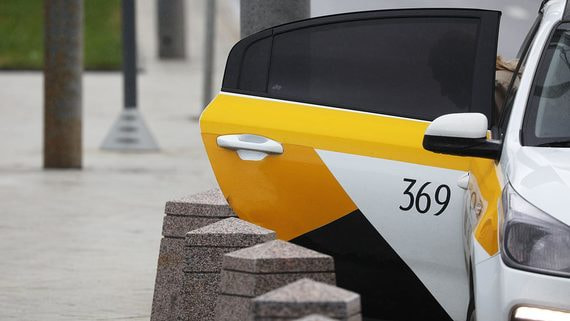 ФСБ хочет получить доступ к геолокации и данным о средствах платежа пассажиров такси