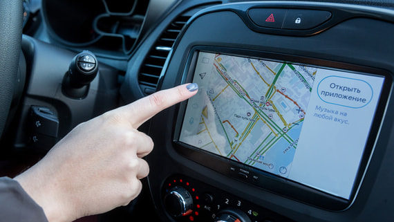 Пользователи сервисов такси пожаловались на проблемы в работе GPS